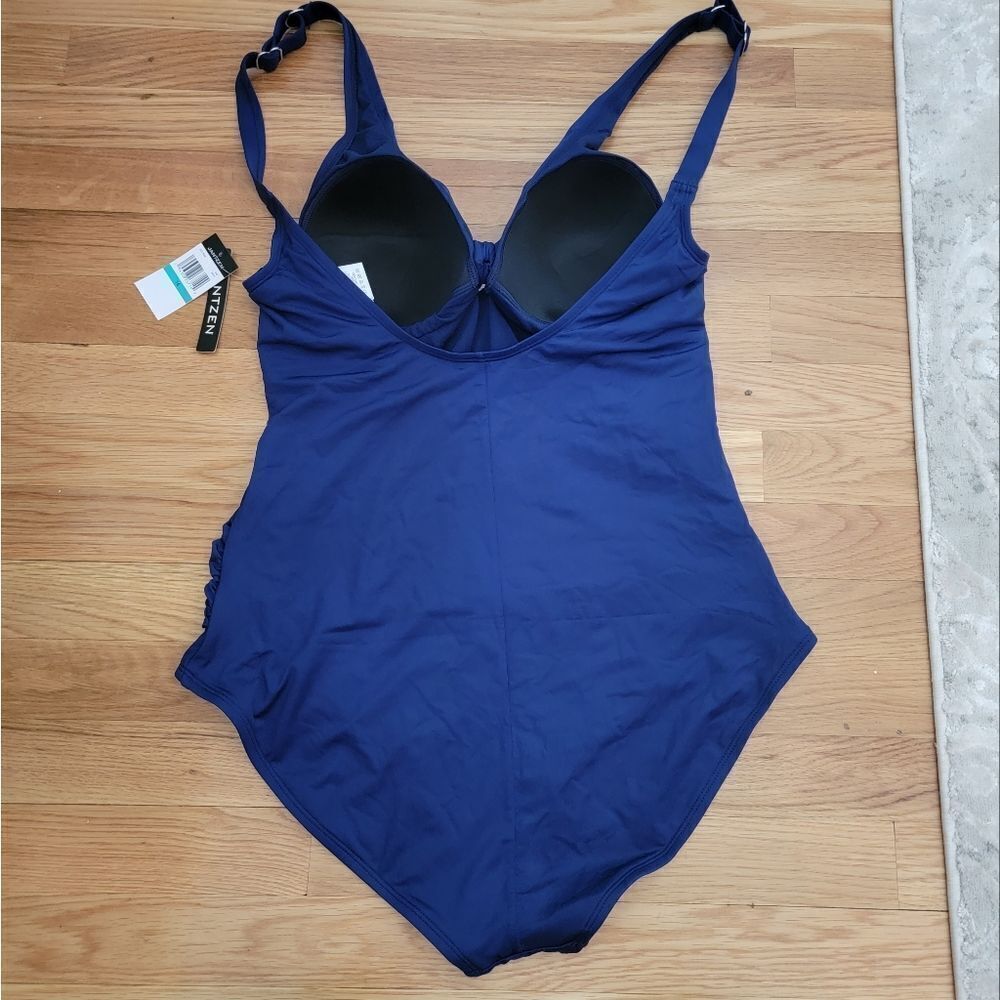 Jantzen Women's Navy Blue women's One Piece Swimsuit Size 16 - Picture 7 of 8